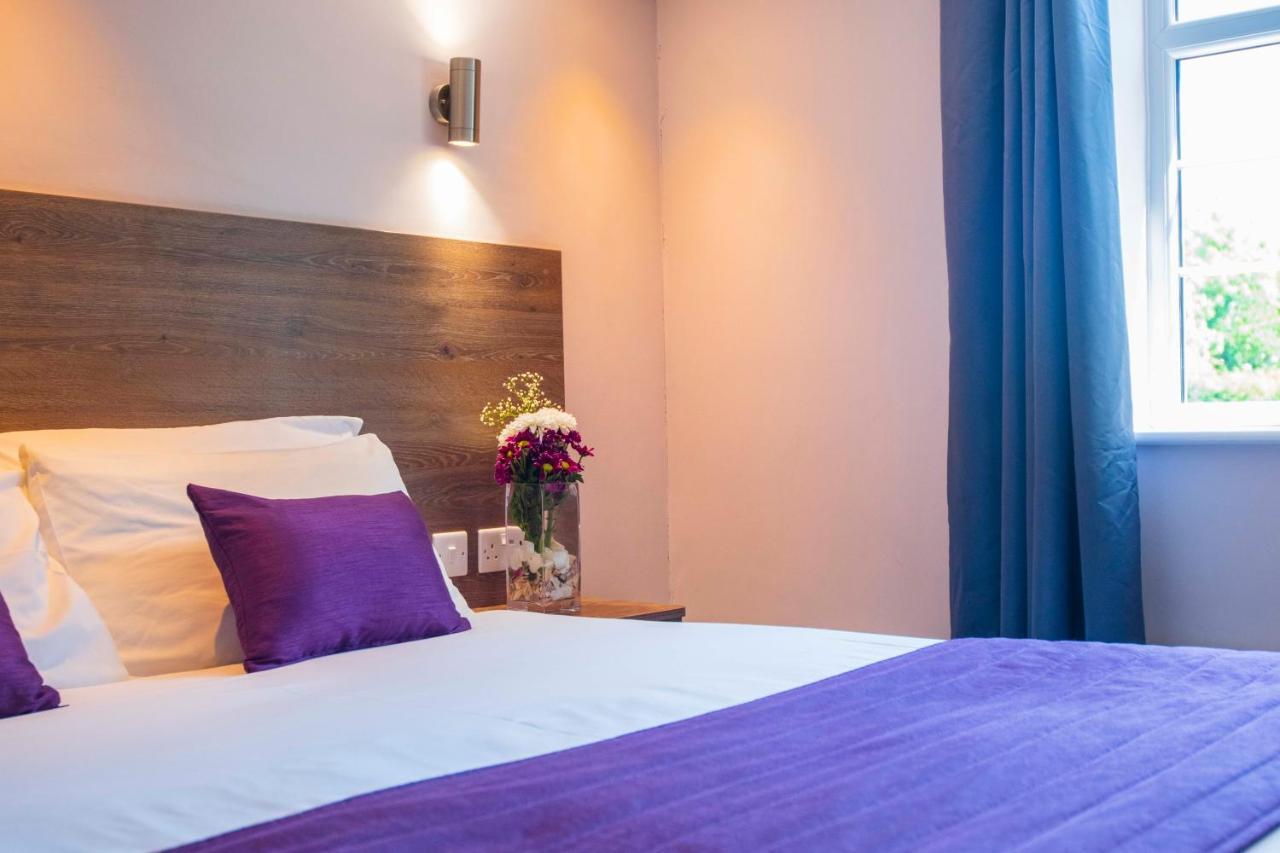 The Limes Country Lodge Hotel & Admiral Restaurant Solihull Buitenkant foto