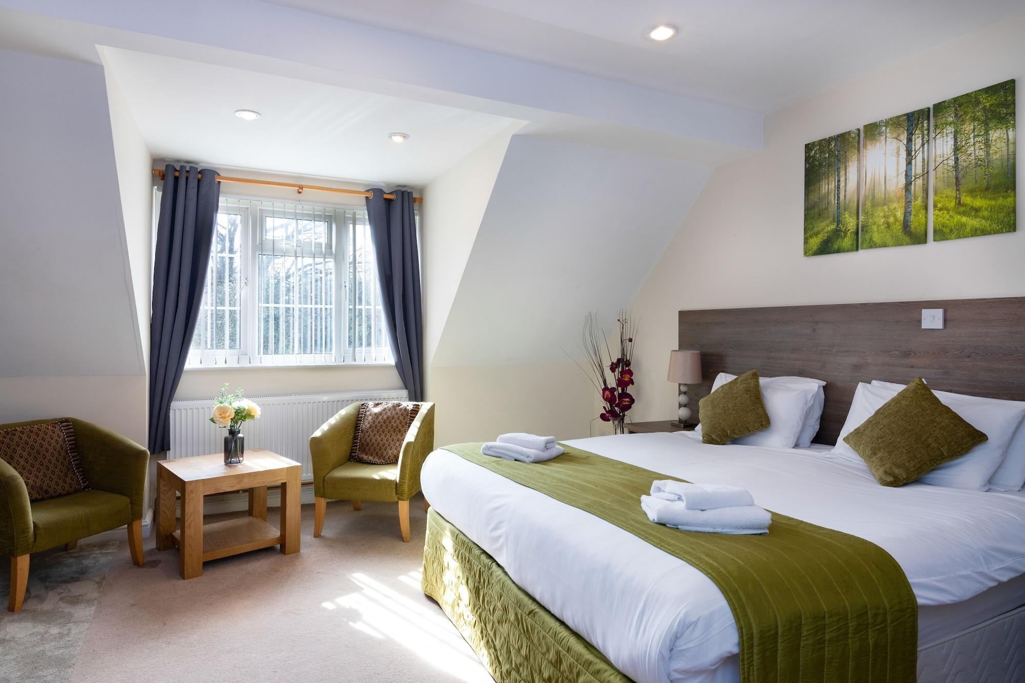 The Limes Country Lodge Hotel & Admiral Restaurant Solihull Buitenkant foto