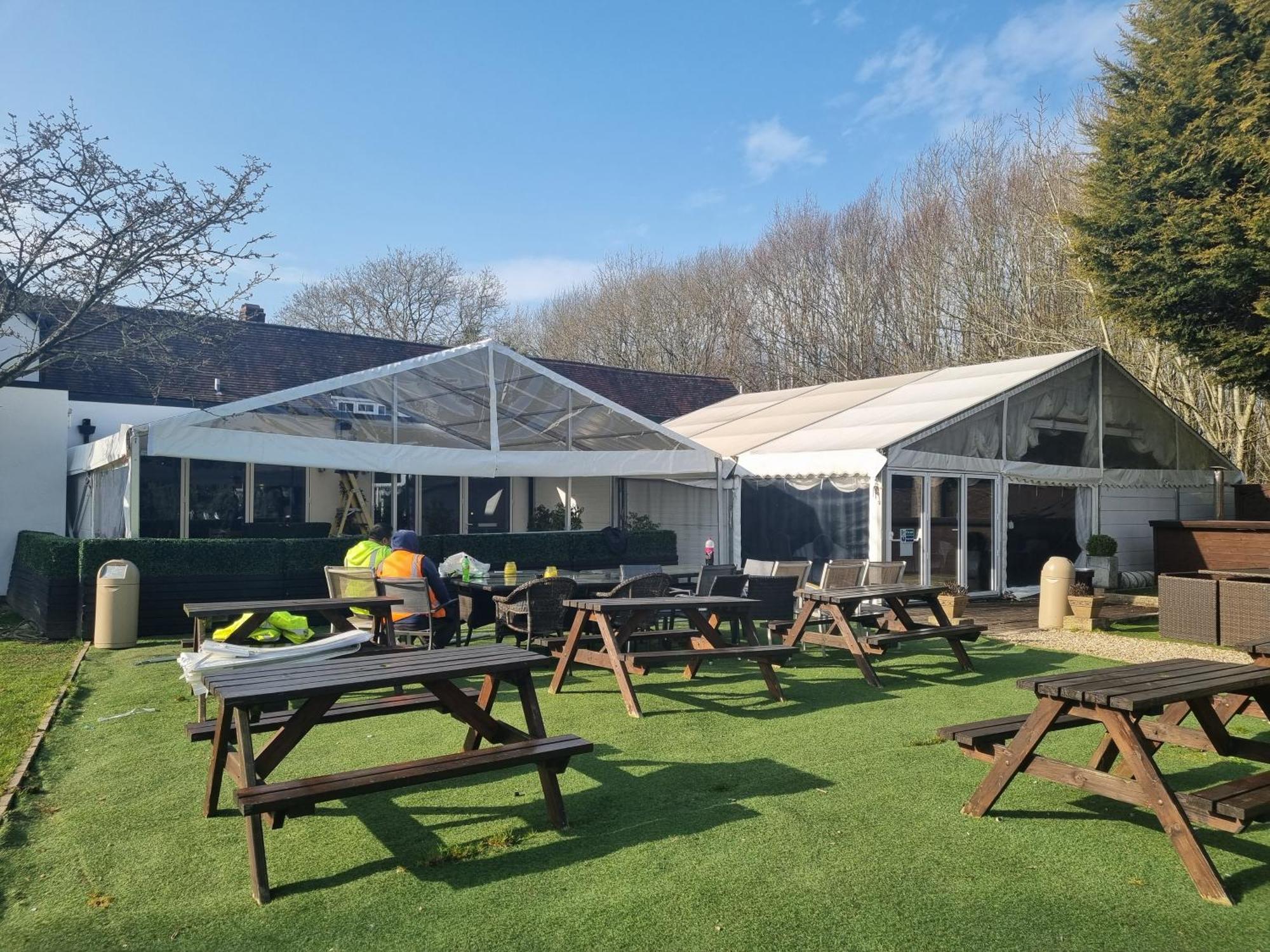 The Limes Country Lodge Hotel & Admiral Restaurant Solihull Buitenkant foto